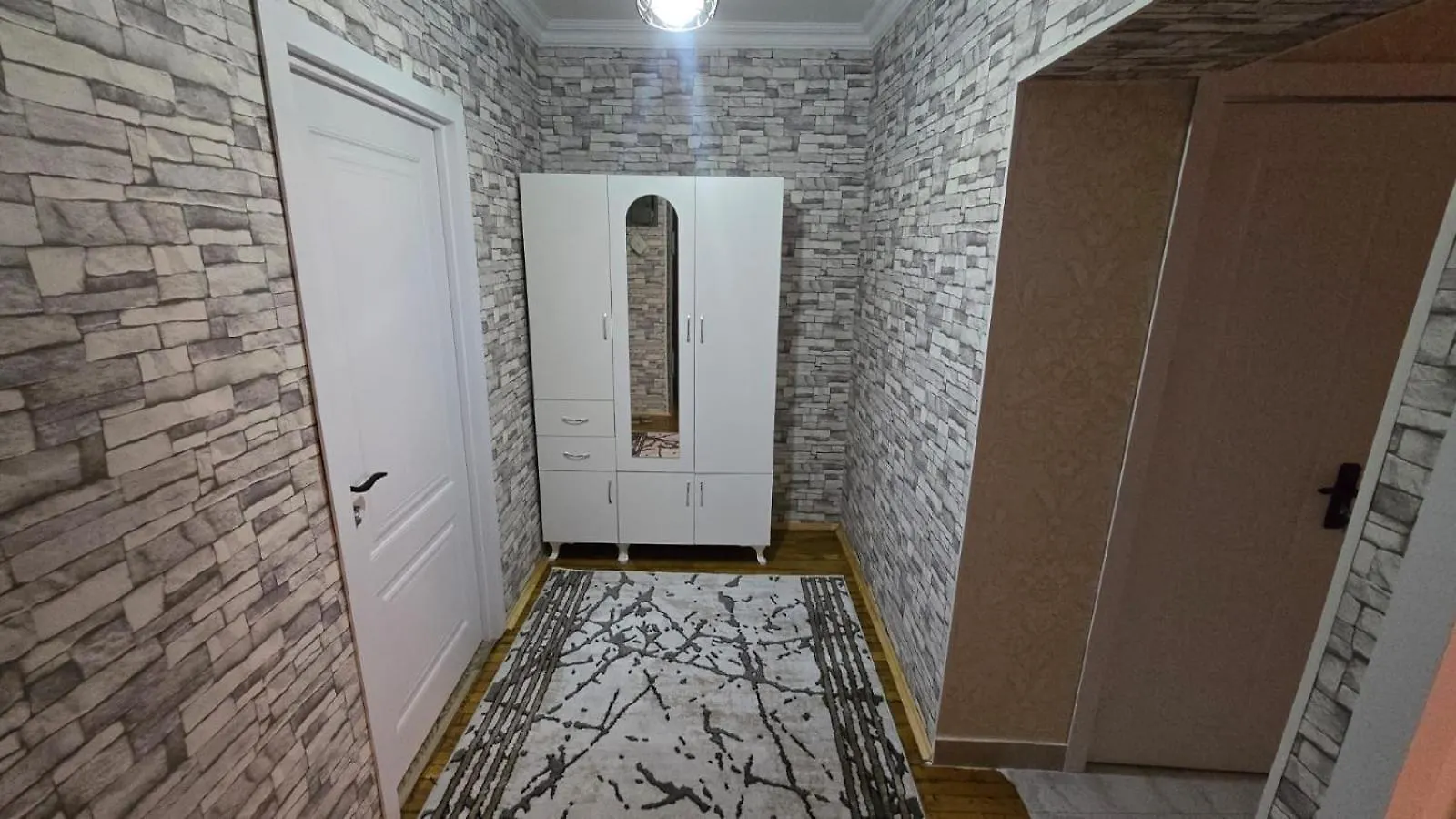 Cozy Flat In Baku Apartment