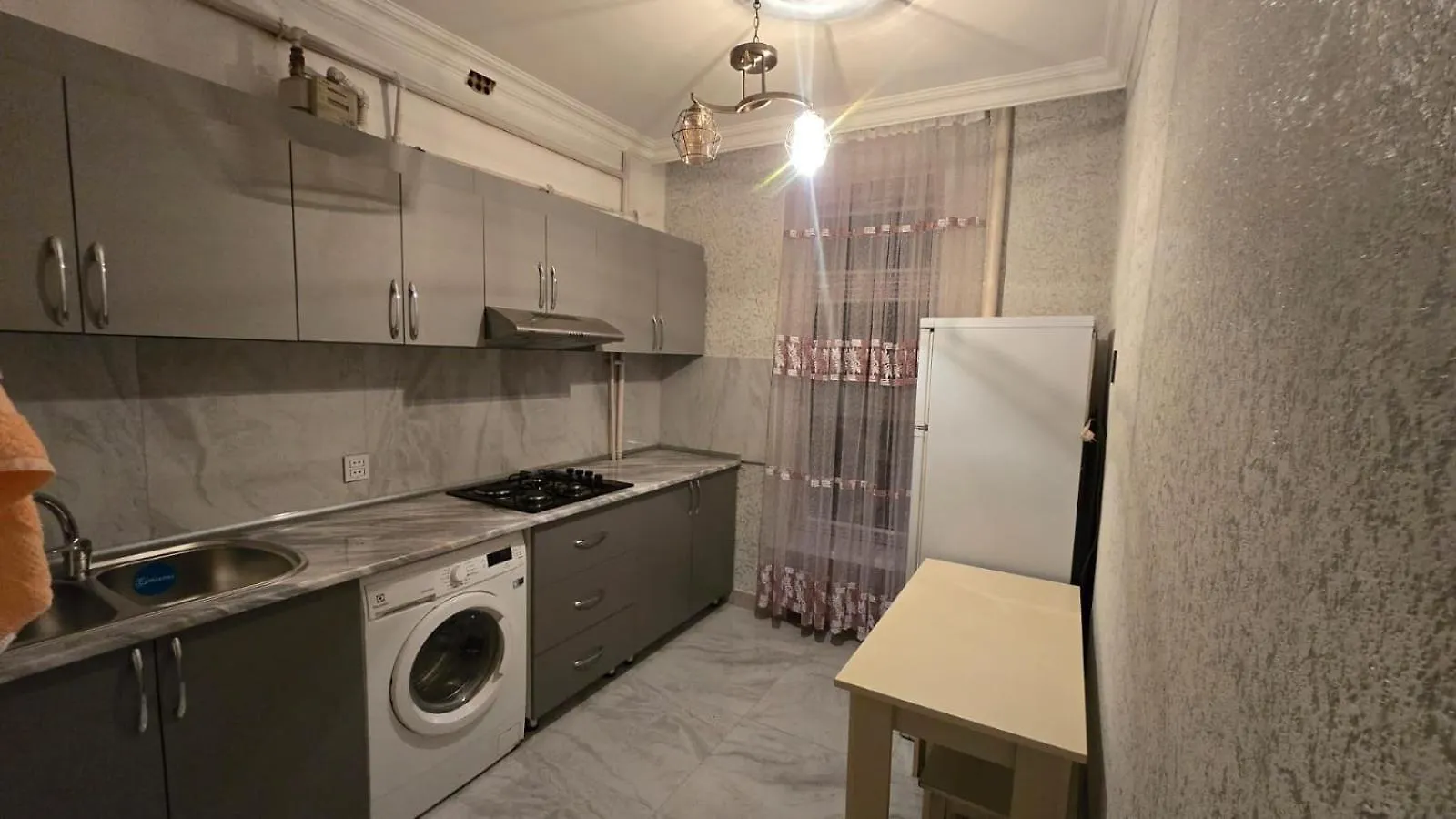 Cozy Flat In Baku Apartment
